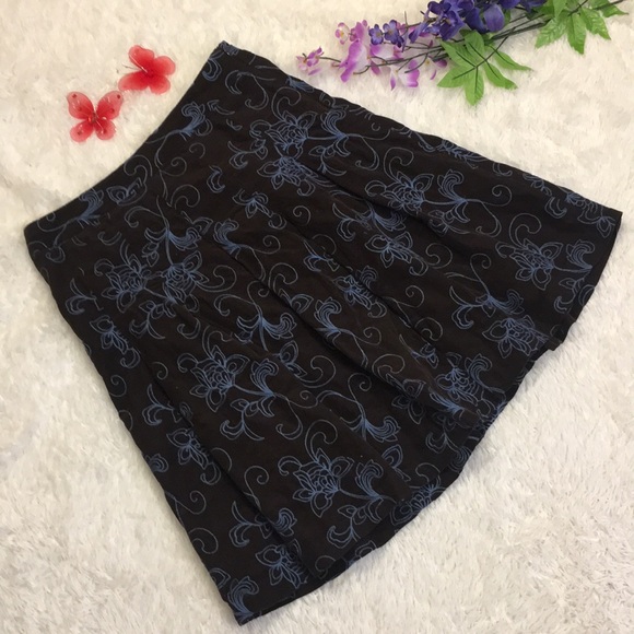 Boden Dresses & Skirts - Boden midi skirt